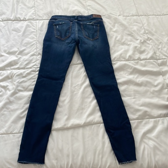Hollister Low-Rise Super Skinny Classic Stretch - Picture 4 of 5